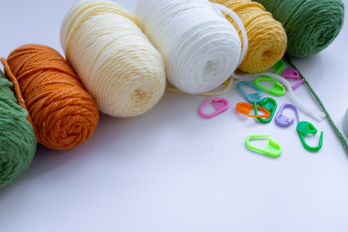 How to Use Stitch Markers in Knitting